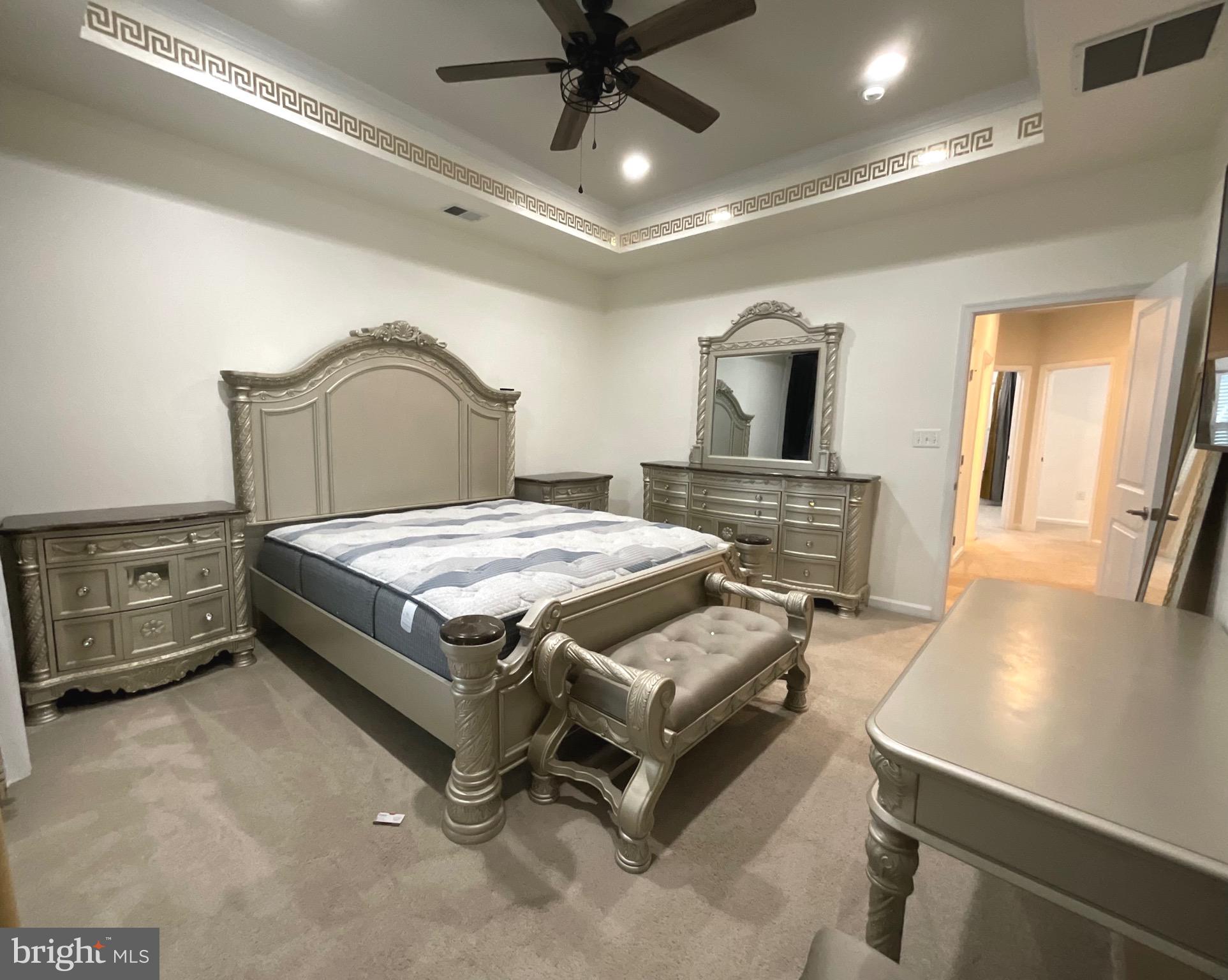 THE VILLAGE AT COURTHOUSE COMMONS - Residential Lease