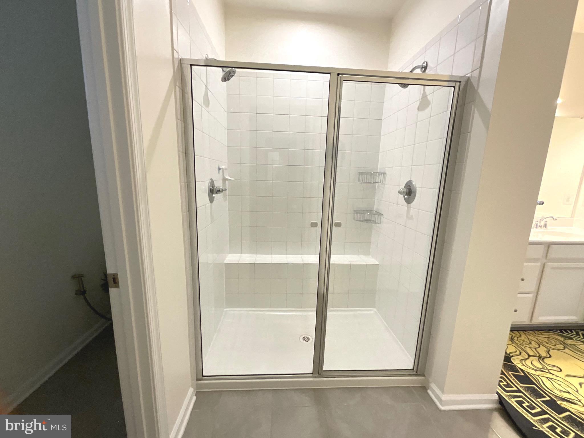 THE VILLAGE AT COURTHOUSE COMMONS - Residential Lease