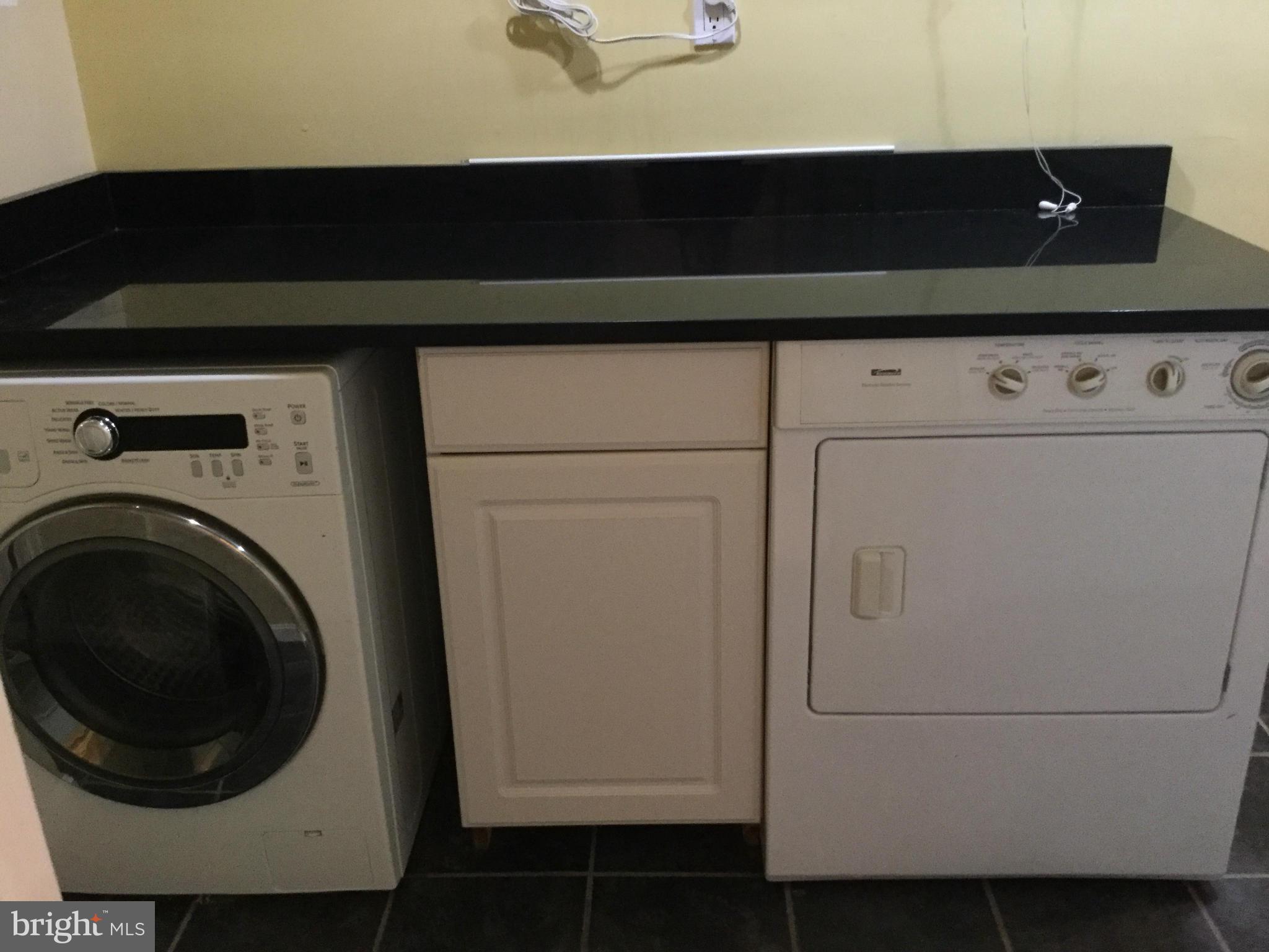 LONG BRANCH PARK - Residential Lease