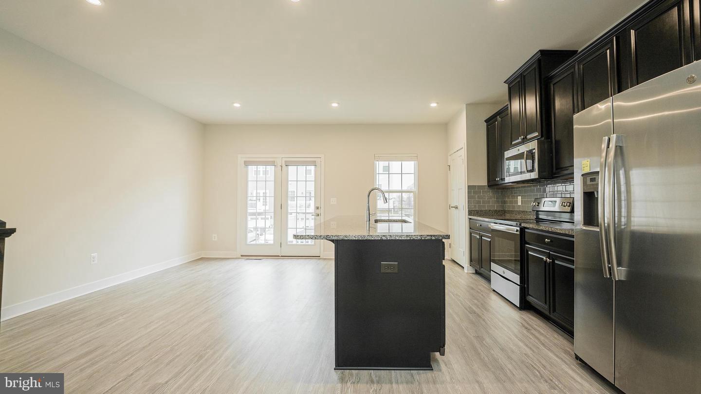 BLACKBURN - Residential Lease