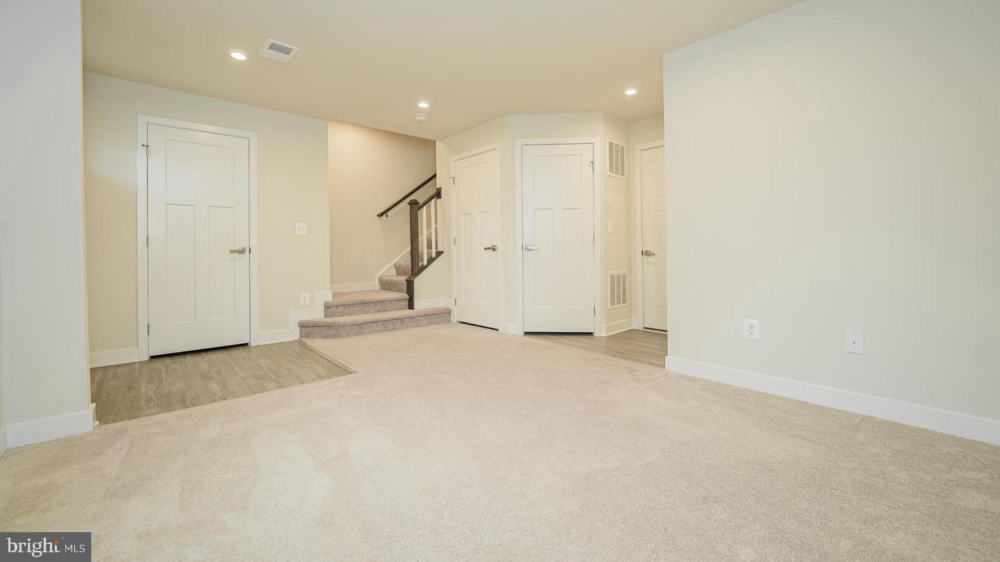 BLACKBURN - Residential Lease