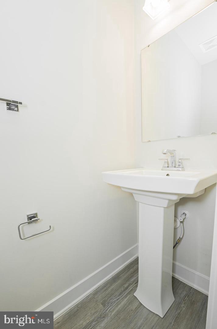 BLACKBURN - Residential Lease