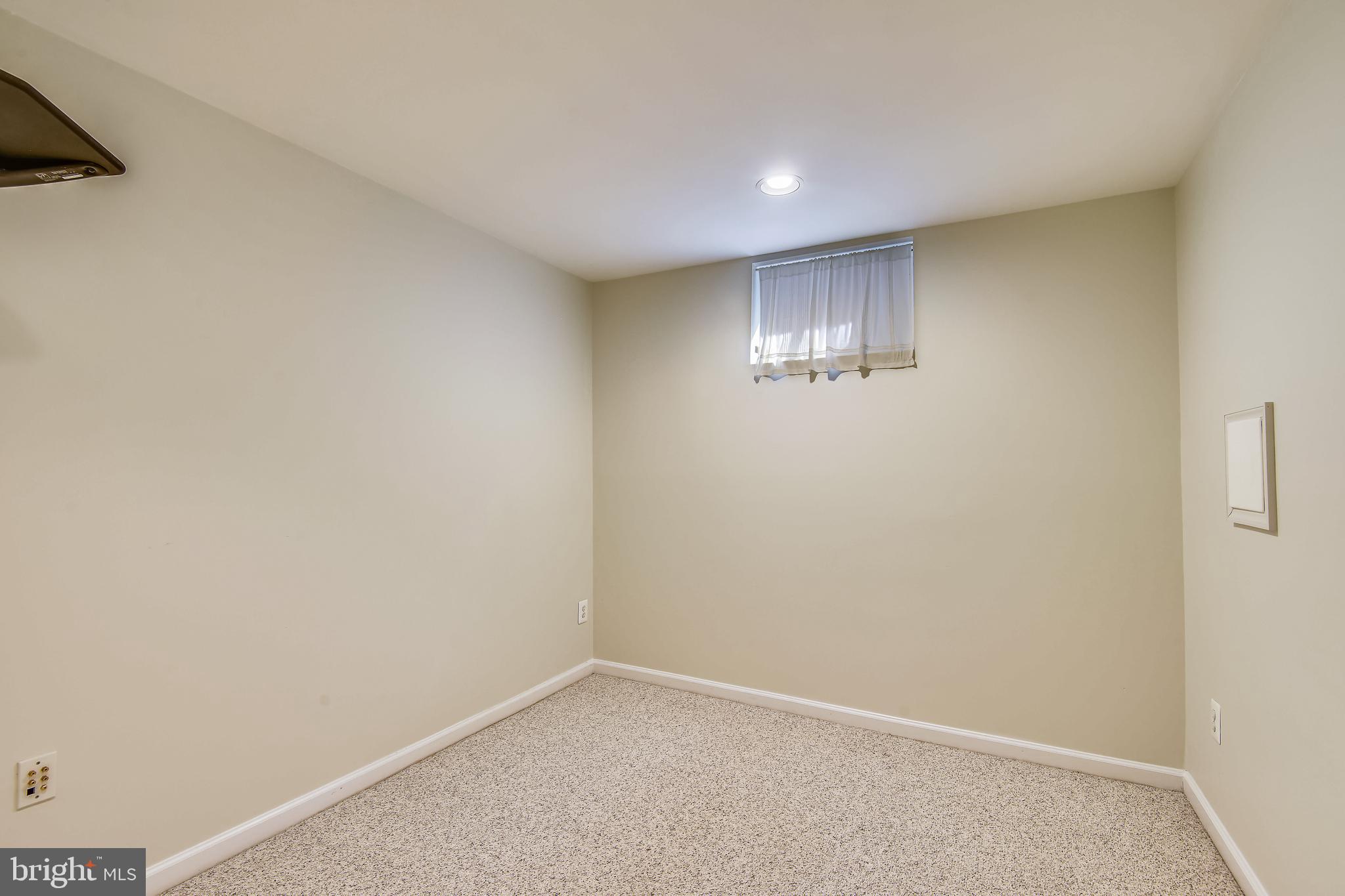 DOUGLAS ESTATES - Residential