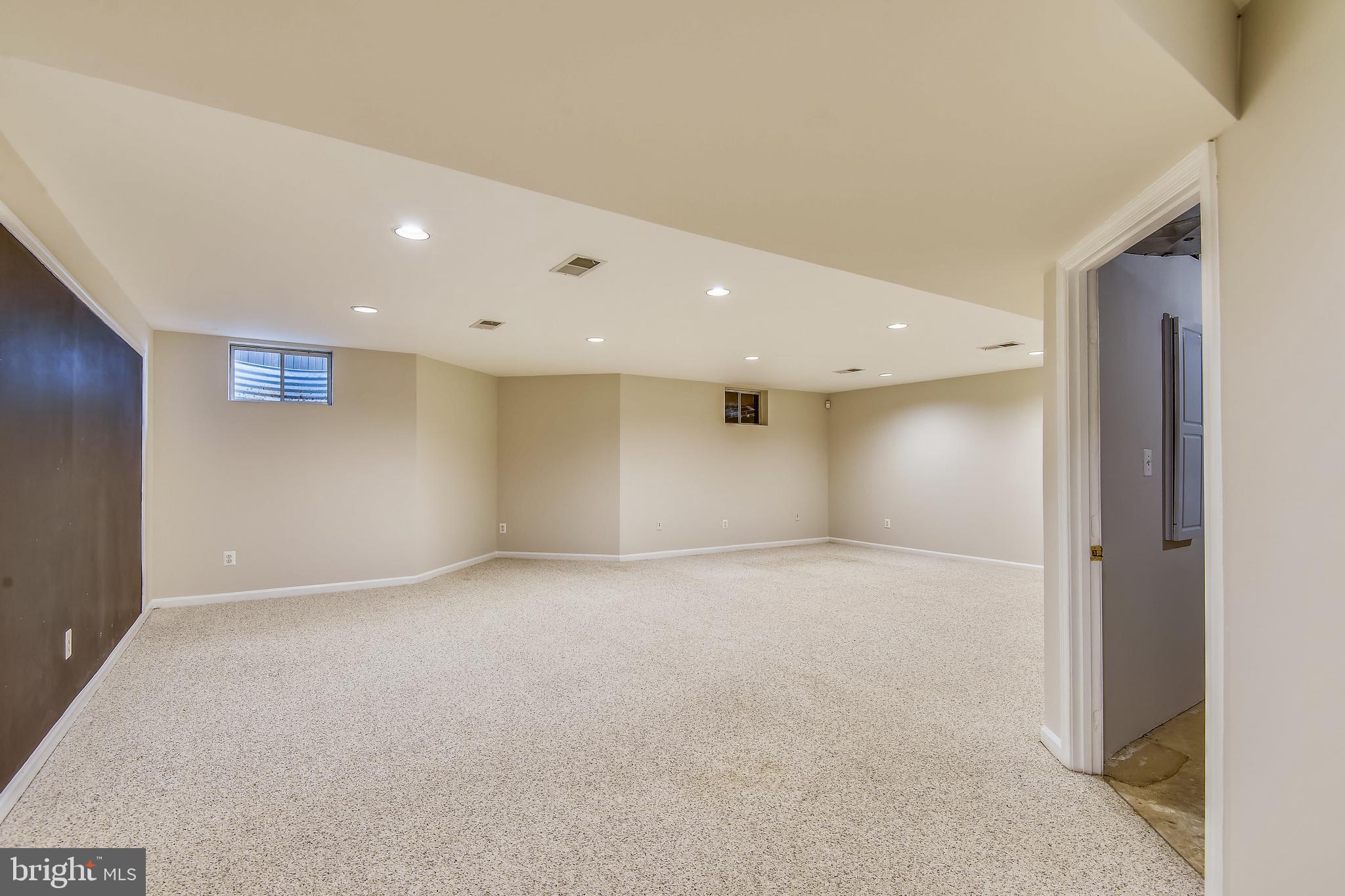 DOUGLAS ESTATES - Residential