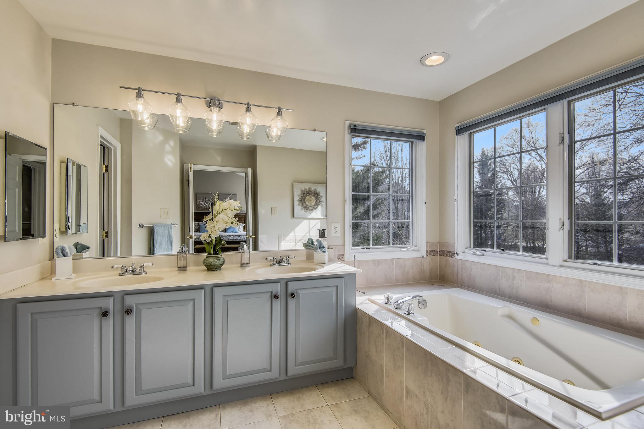 DOUGLAS ESTATES - Residential