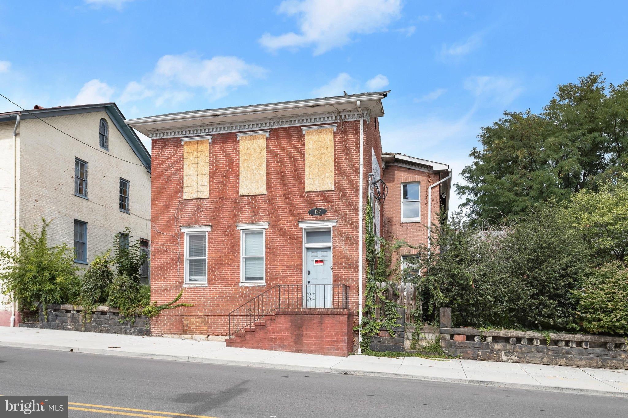 127 GREENE STREET