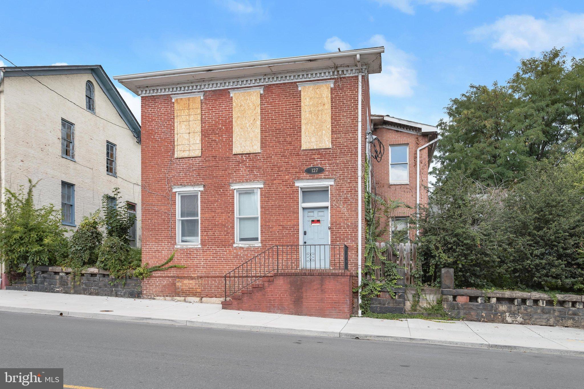 127 GREENE STREET