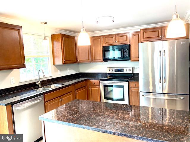 19002 QUAIL VALLEY BOULEVARD