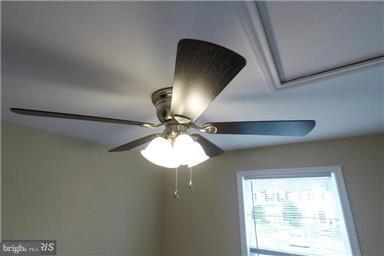 COVENTRY CREEK - Residential Lease