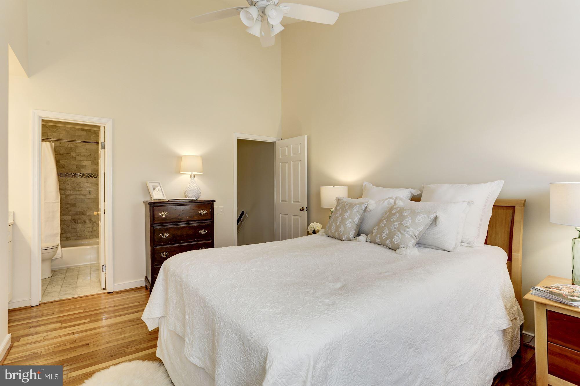 VIRGINIA VILLAGE - Residential