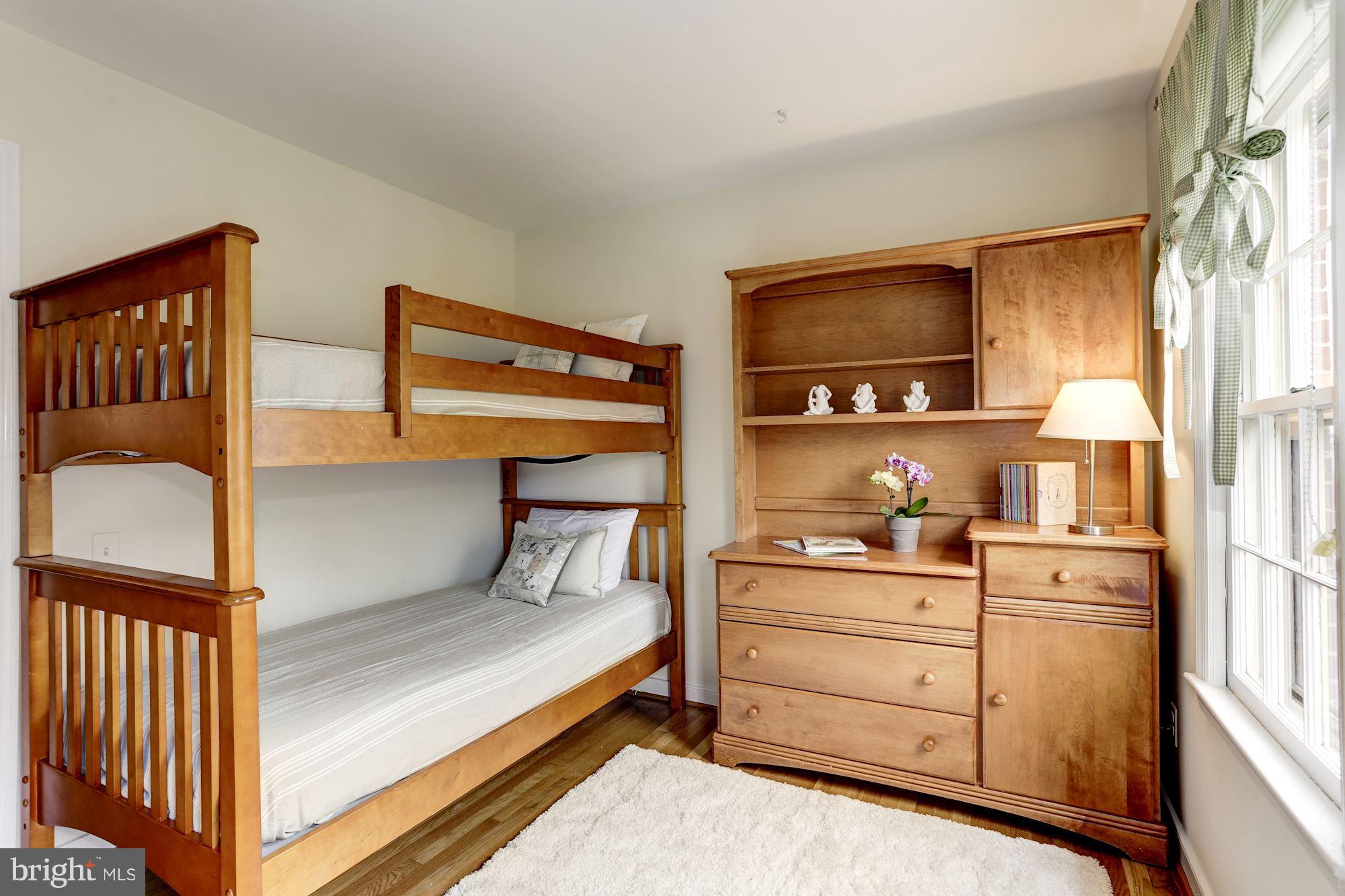 VIRGINIA VILLAGE - Residential