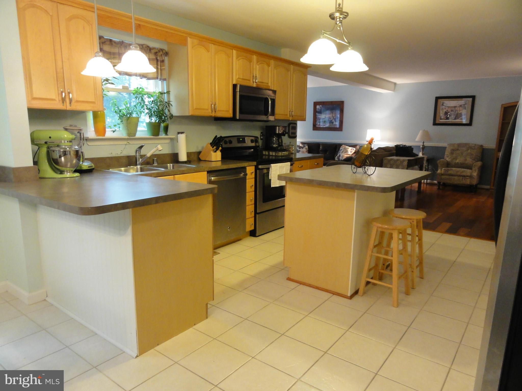 FOX CHASE - Residential