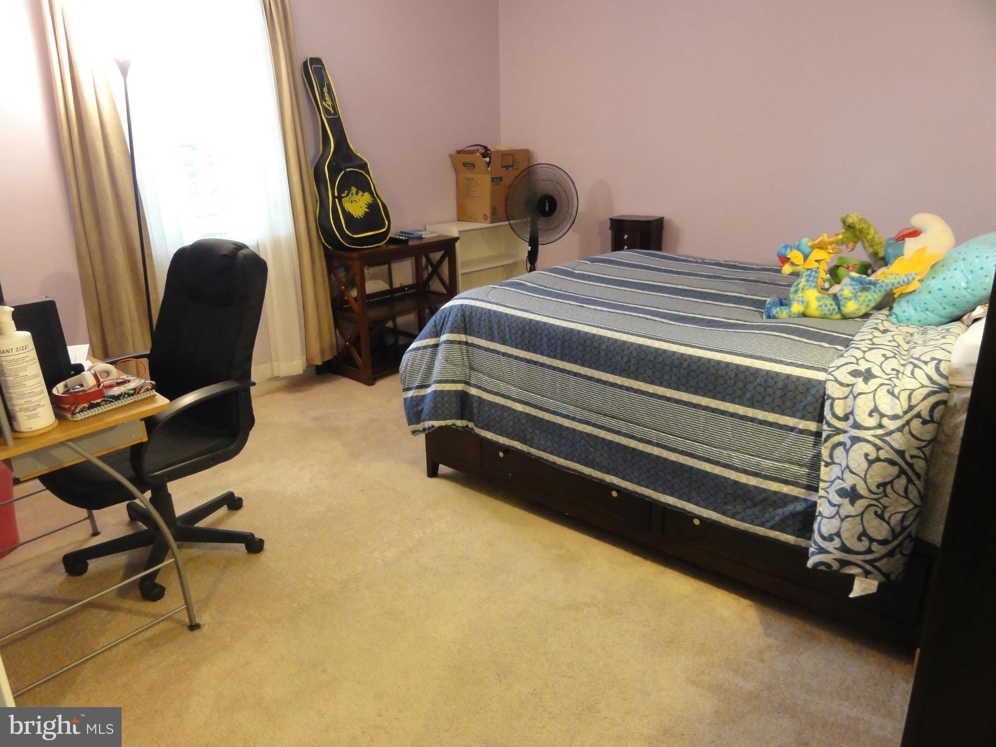 FOX CHASE - Residential