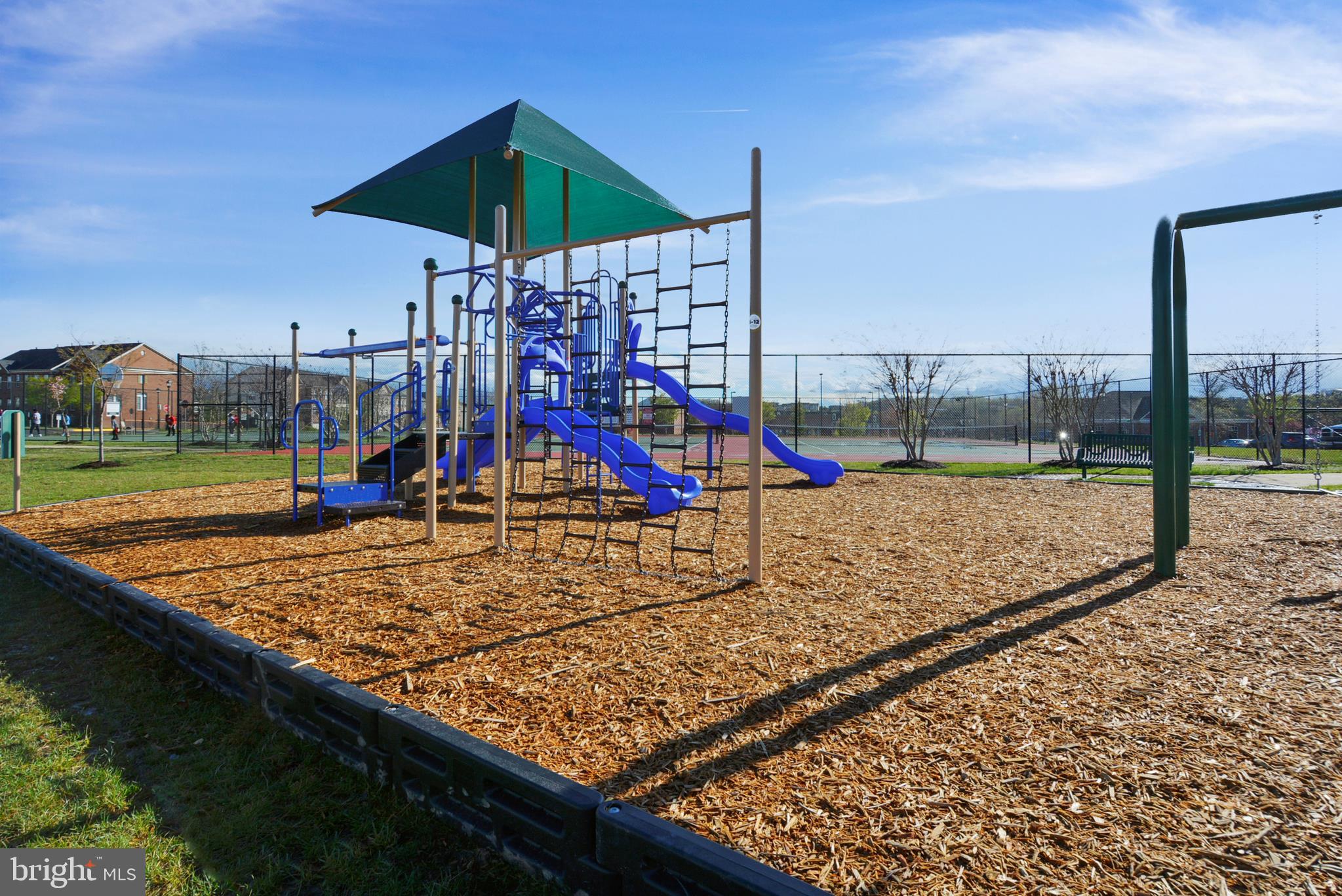 PORT POTOMAC - Residential