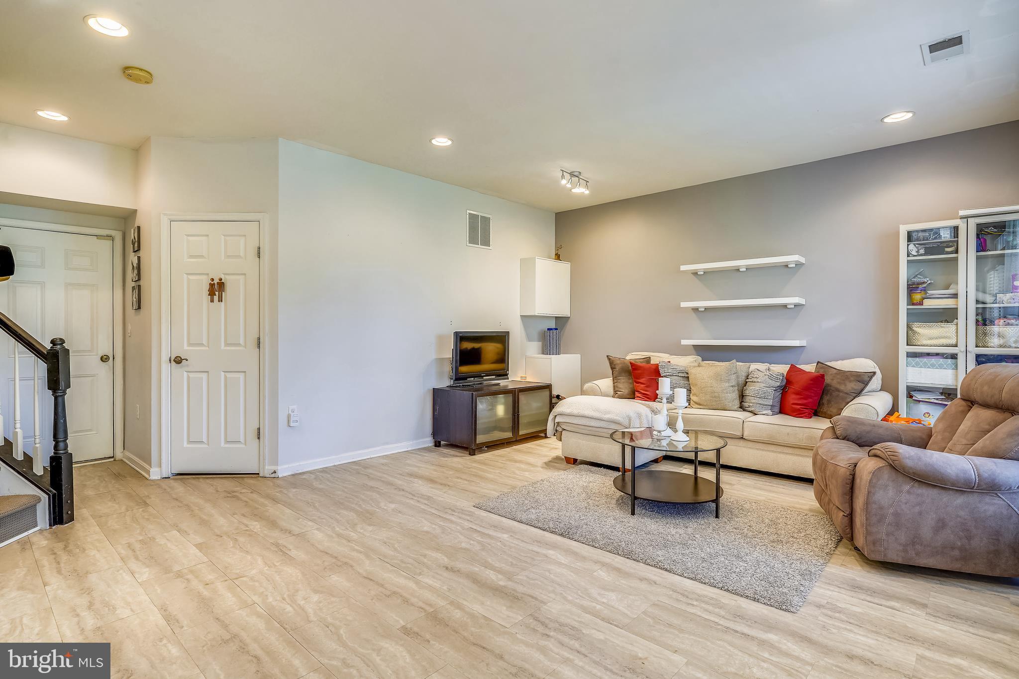 PORT POTOMAC - Residential