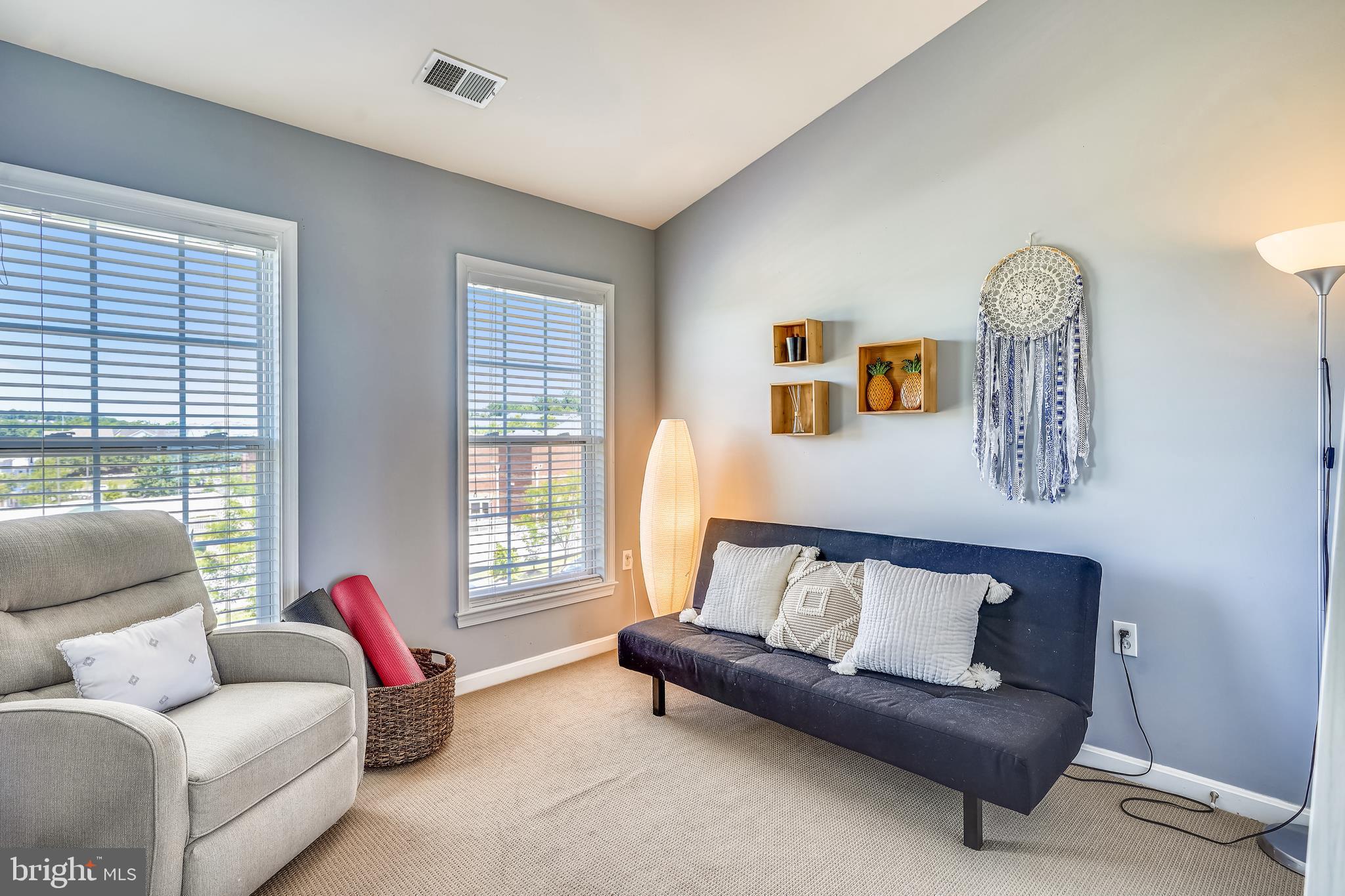 PORT POTOMAC - Residential