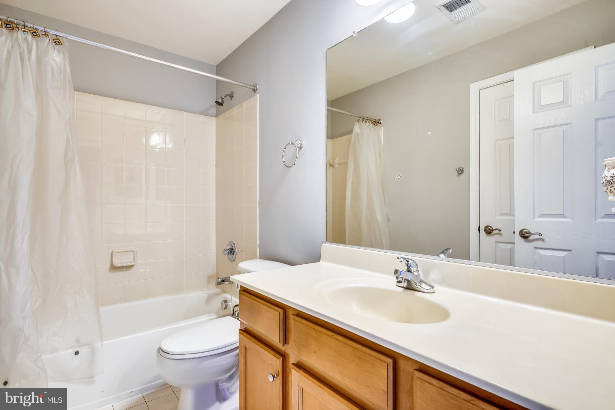 PORT POTOMAC - Residential