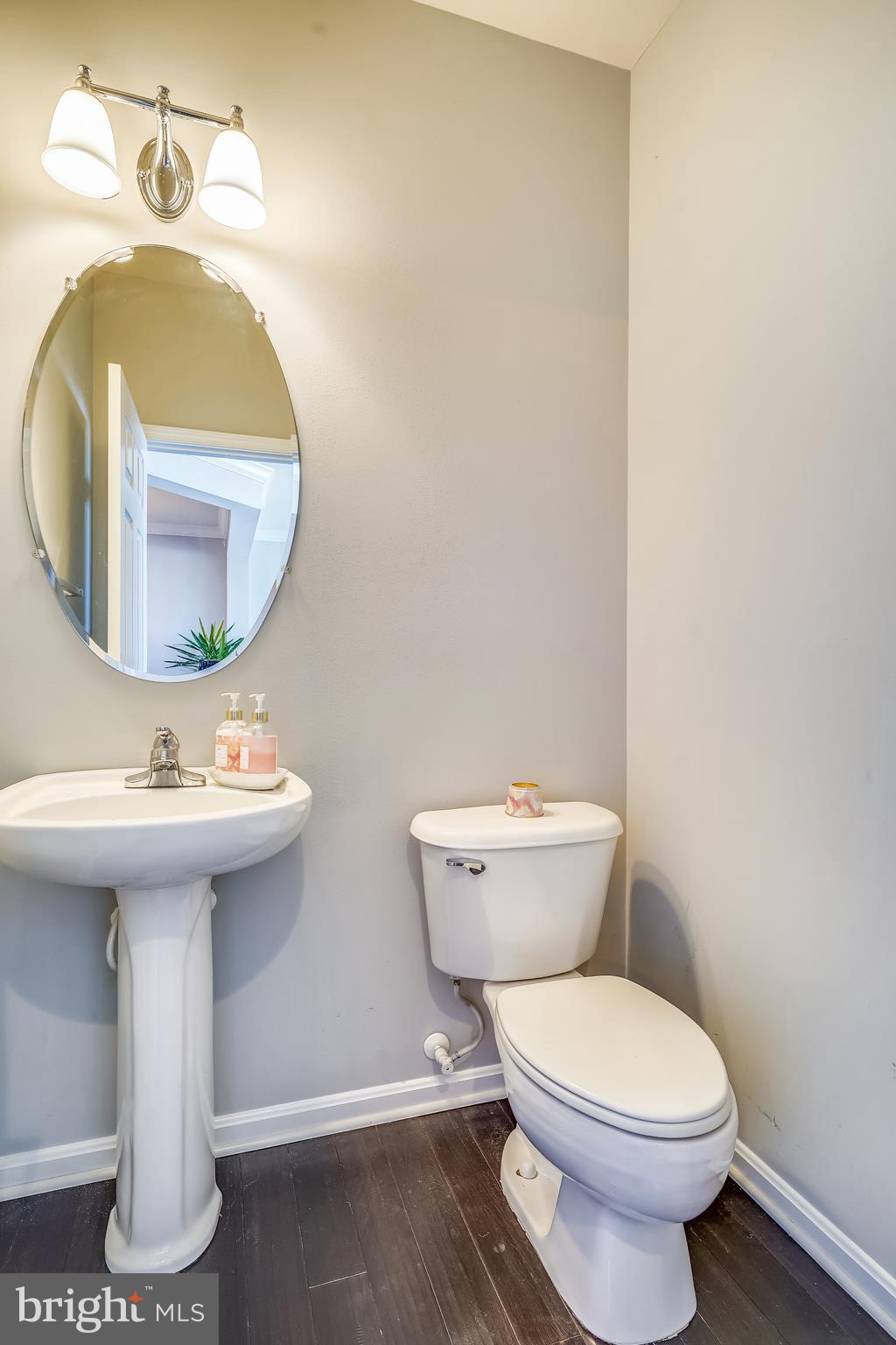 PORT POTOMAC - Residential