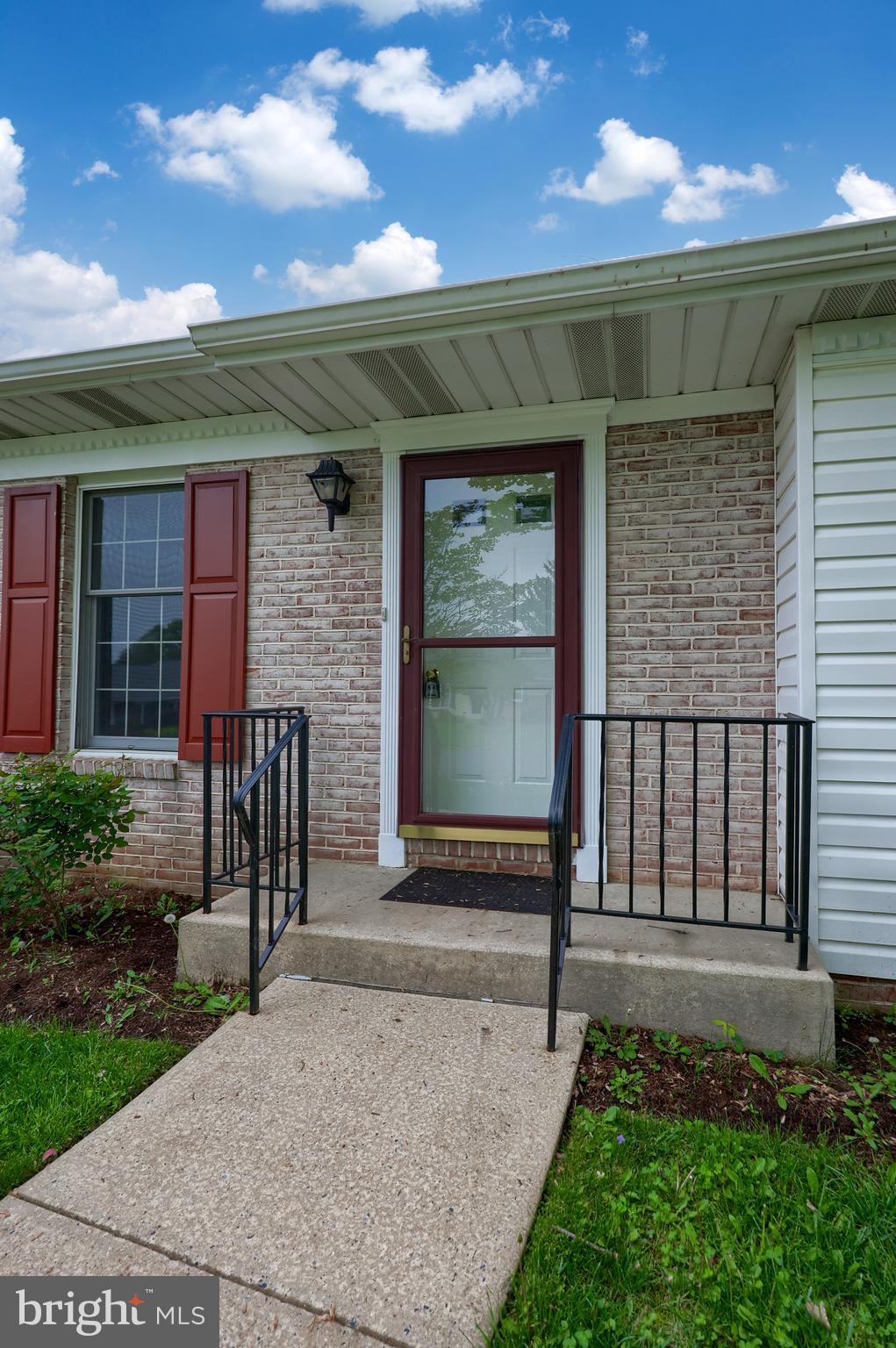 105 FLORENTINE DRIVE