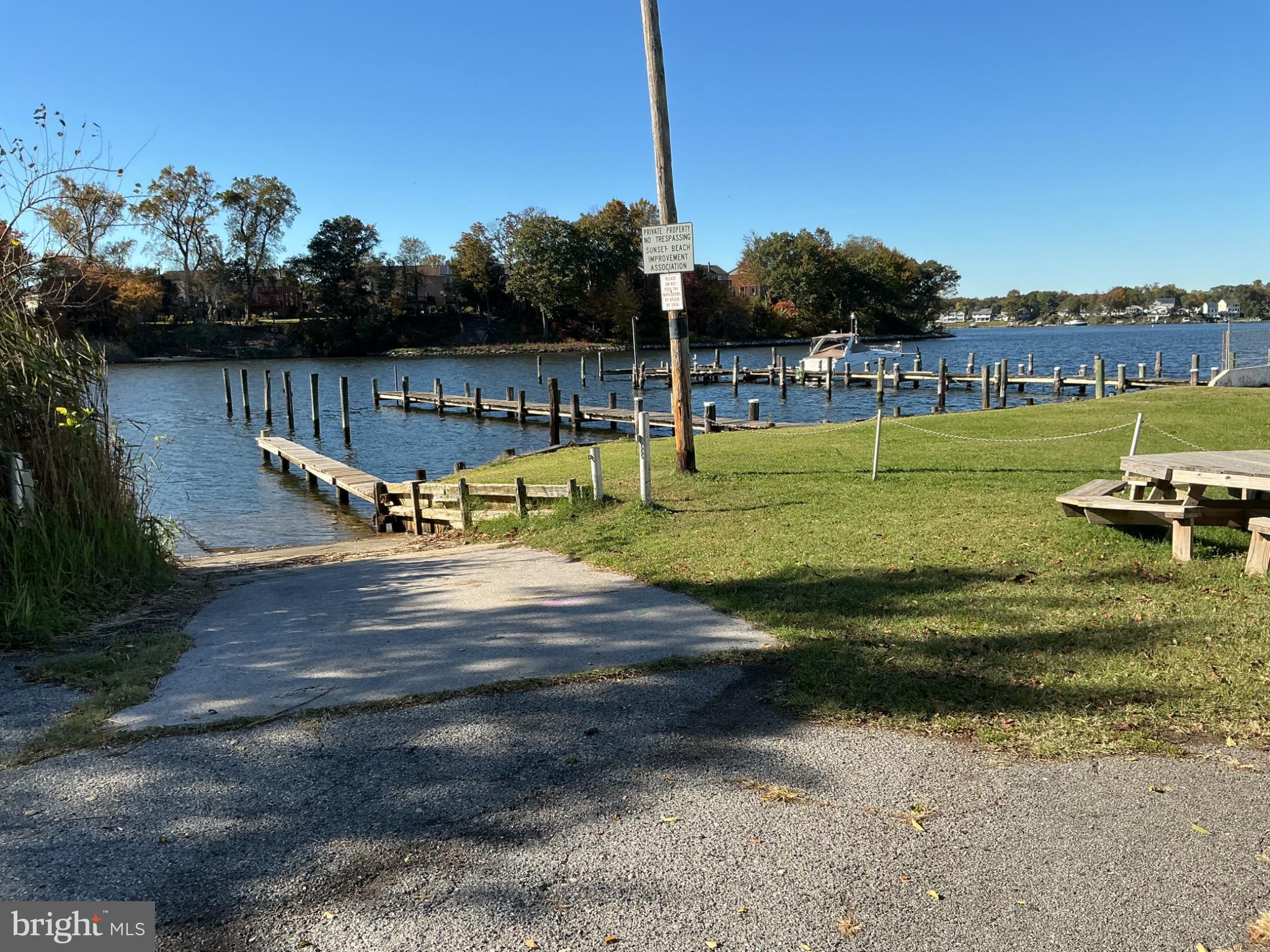 SUNSET BEACH - Residential