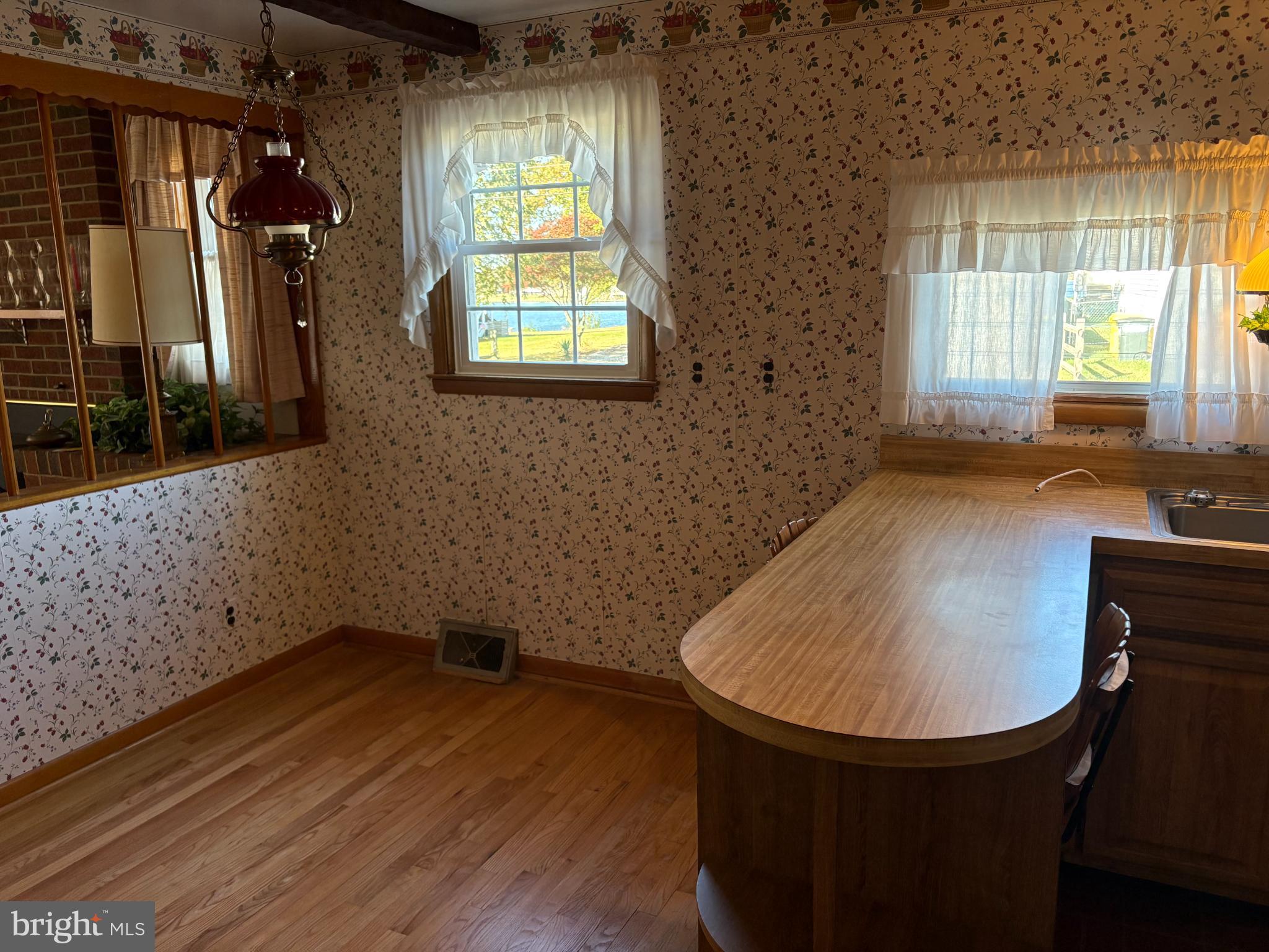 SUNSET BEACH - Residential