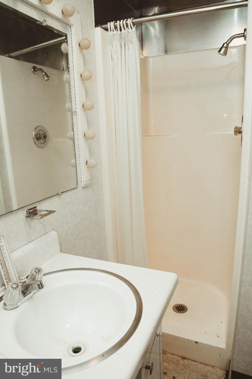 SUNSET BEACH - Residential