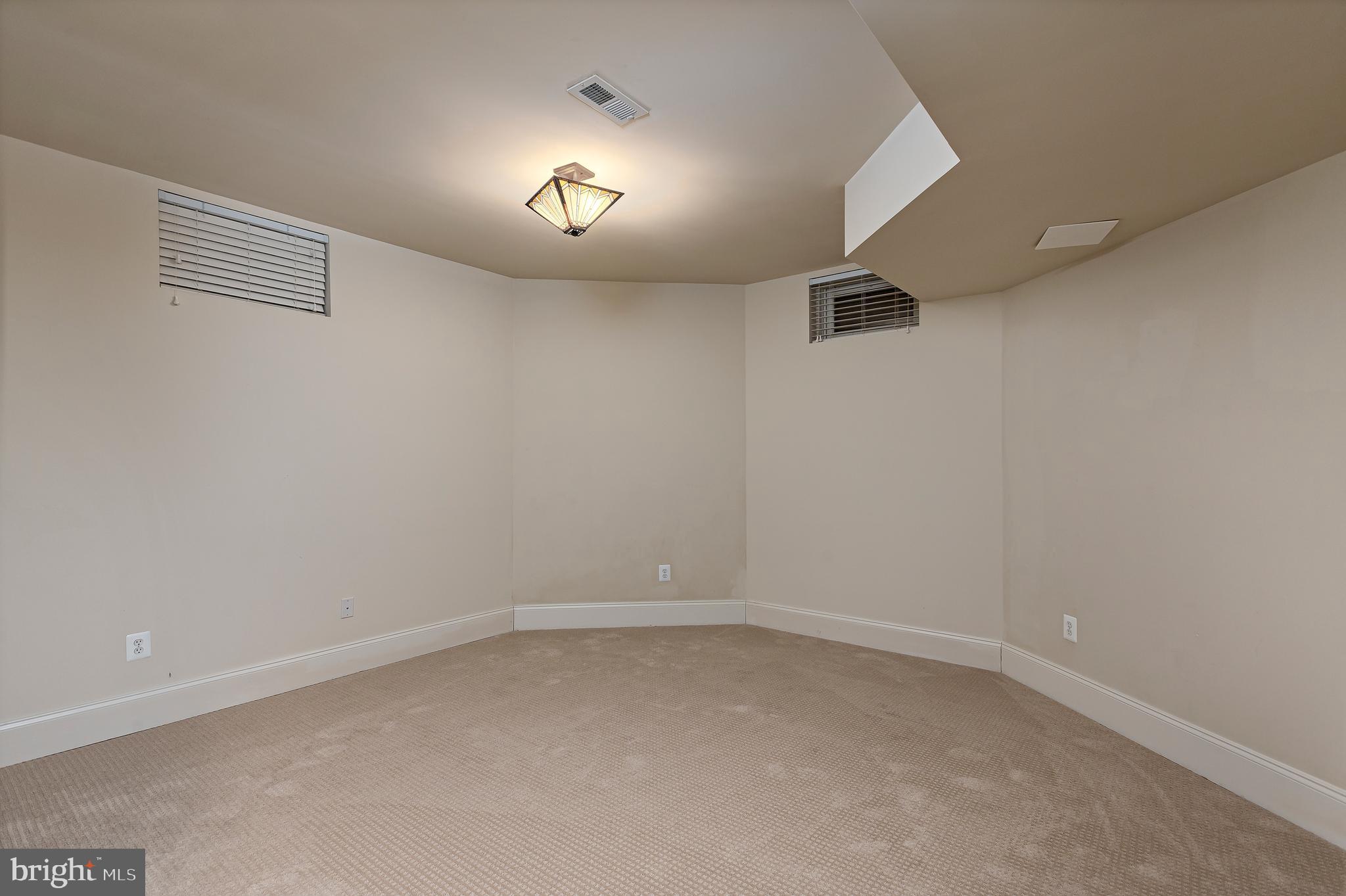 PATUXENT CHASE - Residential