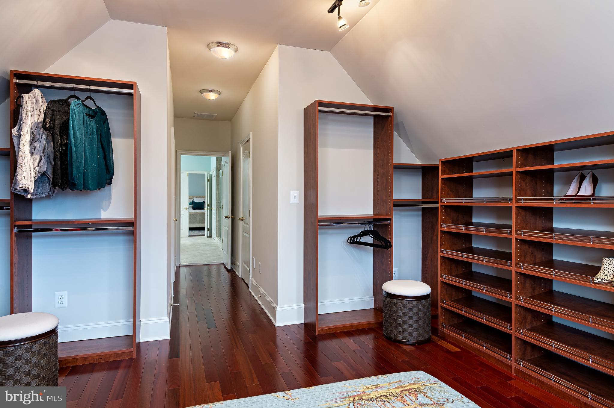 PATUXENT CHASE - Residential