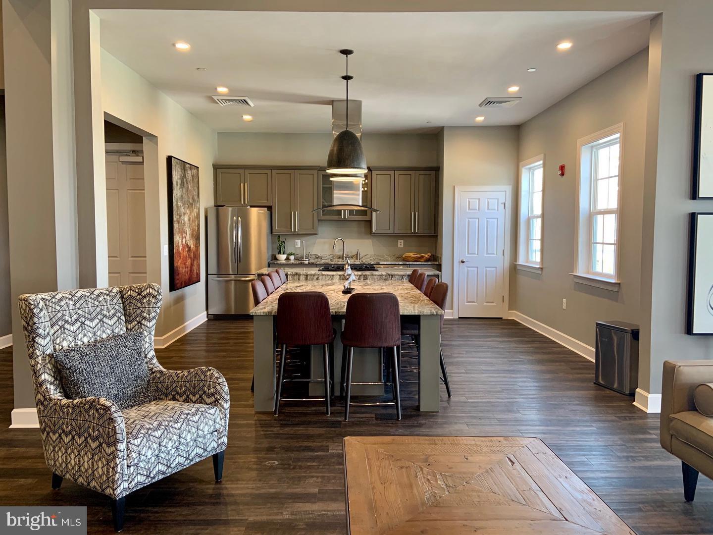 WESTVIEW SOUTH - Residential Lease