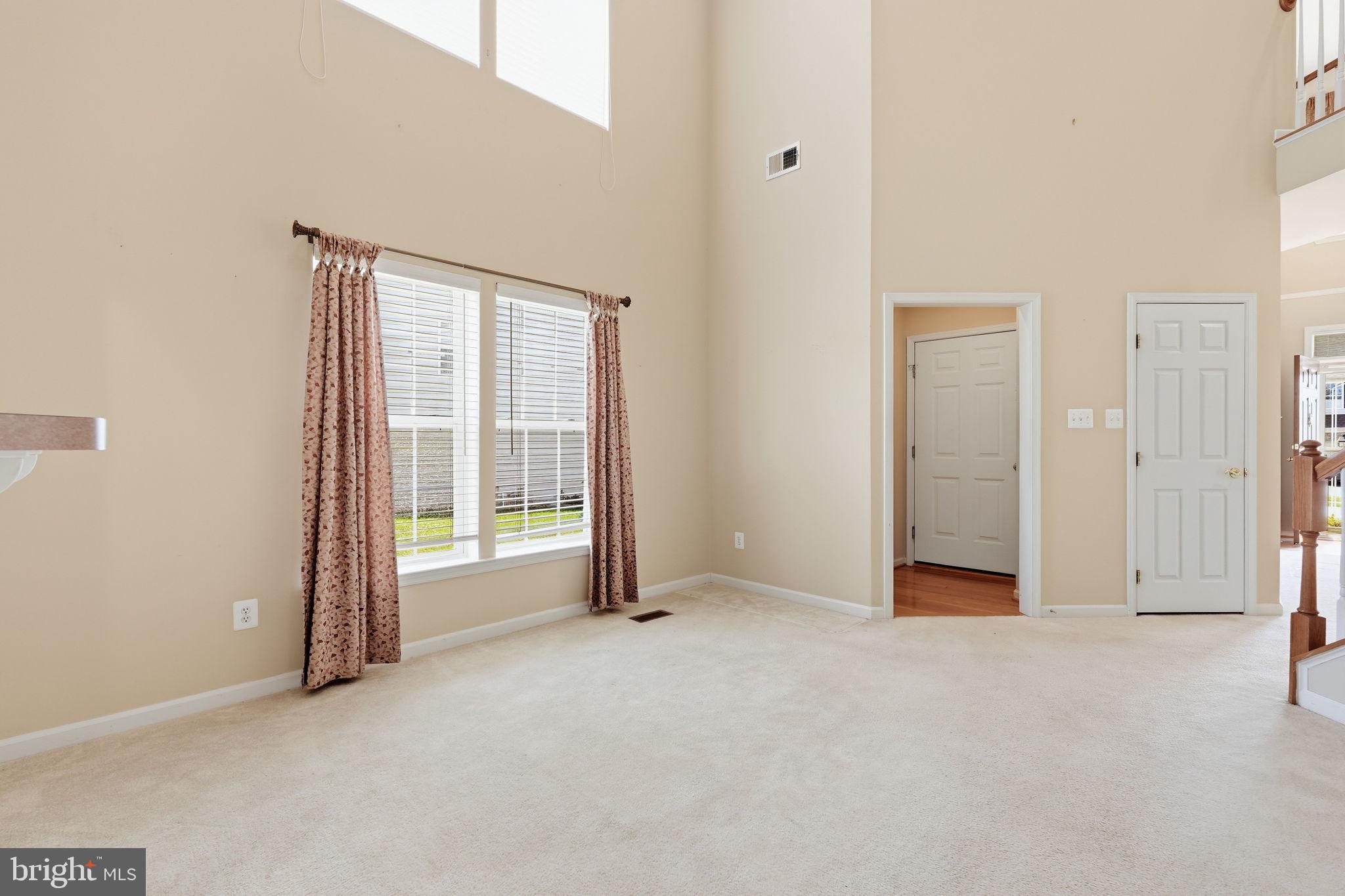 281 MAPLE DRIVE