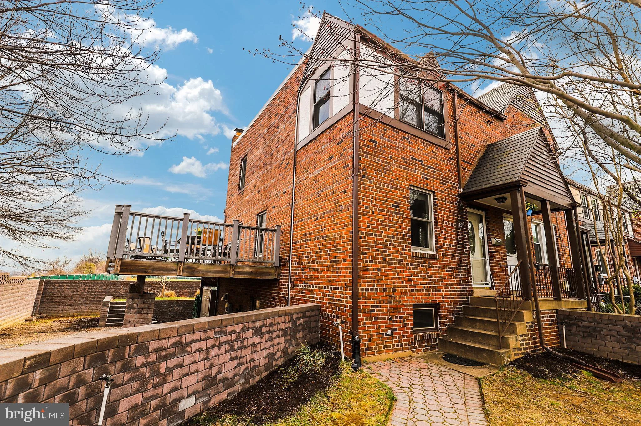 803 Oak Street S, Arlington, VA 22204