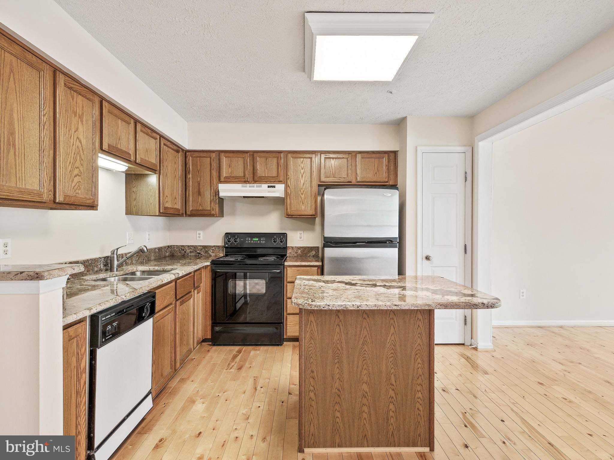 DEARBOUGHT - Residential