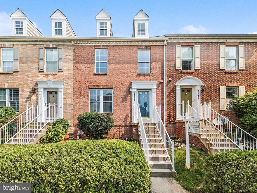 Just listed in sought after neighborhood of Dearbought. Gleaming hardwood floors throughout the main level with an open layout perfect for entertaining. Kitchen features beautiful wood cabinets that compliment the granite countertops. Pantry for additional storage and plenty of cabinetry! Chair molding in the eat in kitchen gives the home an extra luxurious feel. Separate dining room directly off the kitchen with large windows allowing for plenty of natural light. Enter your new backyard oasis through the dining room double doors. Small wooden back deck leads you into your yard with a privacy fence on either side. 3 bedrooms on upper level with neutral wall to wall carpeting. Master suite has private bathroom with stand up shower and large walk in closet. Additional 2 bedrooms have plenty of closet space and share a bathroom. Bathroom is a shower/tub combination. Fully finished basement with wall to wall carpeting and built in shelving for added storage!