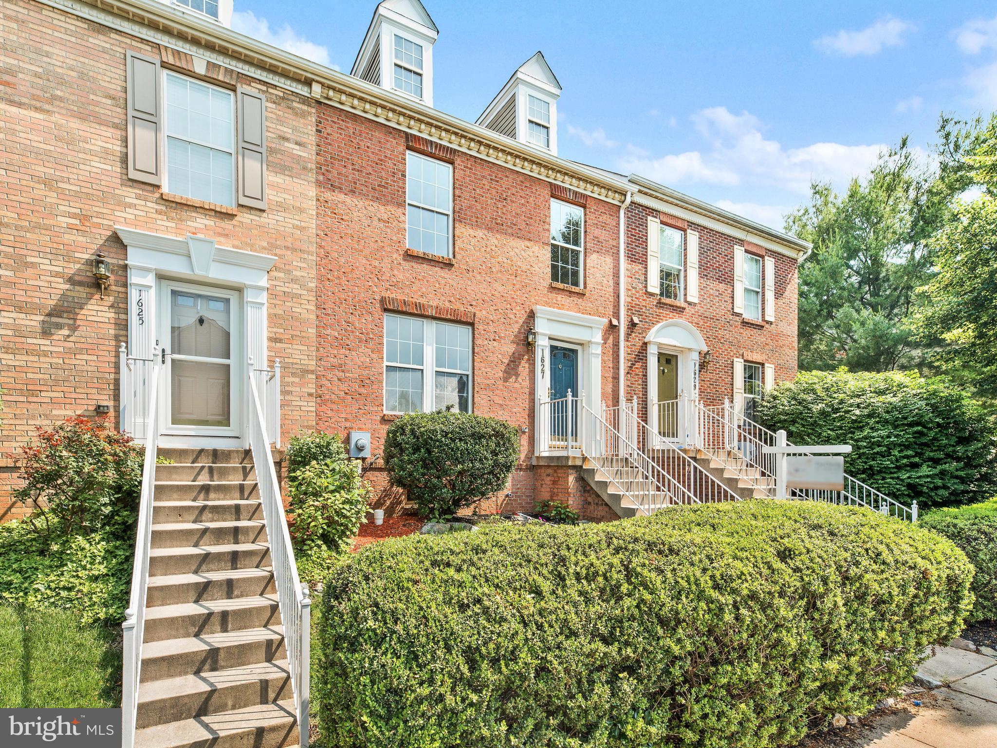 DEARBOUGHT - Residential