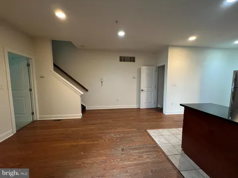 1922 N 17th Street Unit B, Philadelphia, PA MLS: PAPH2367584