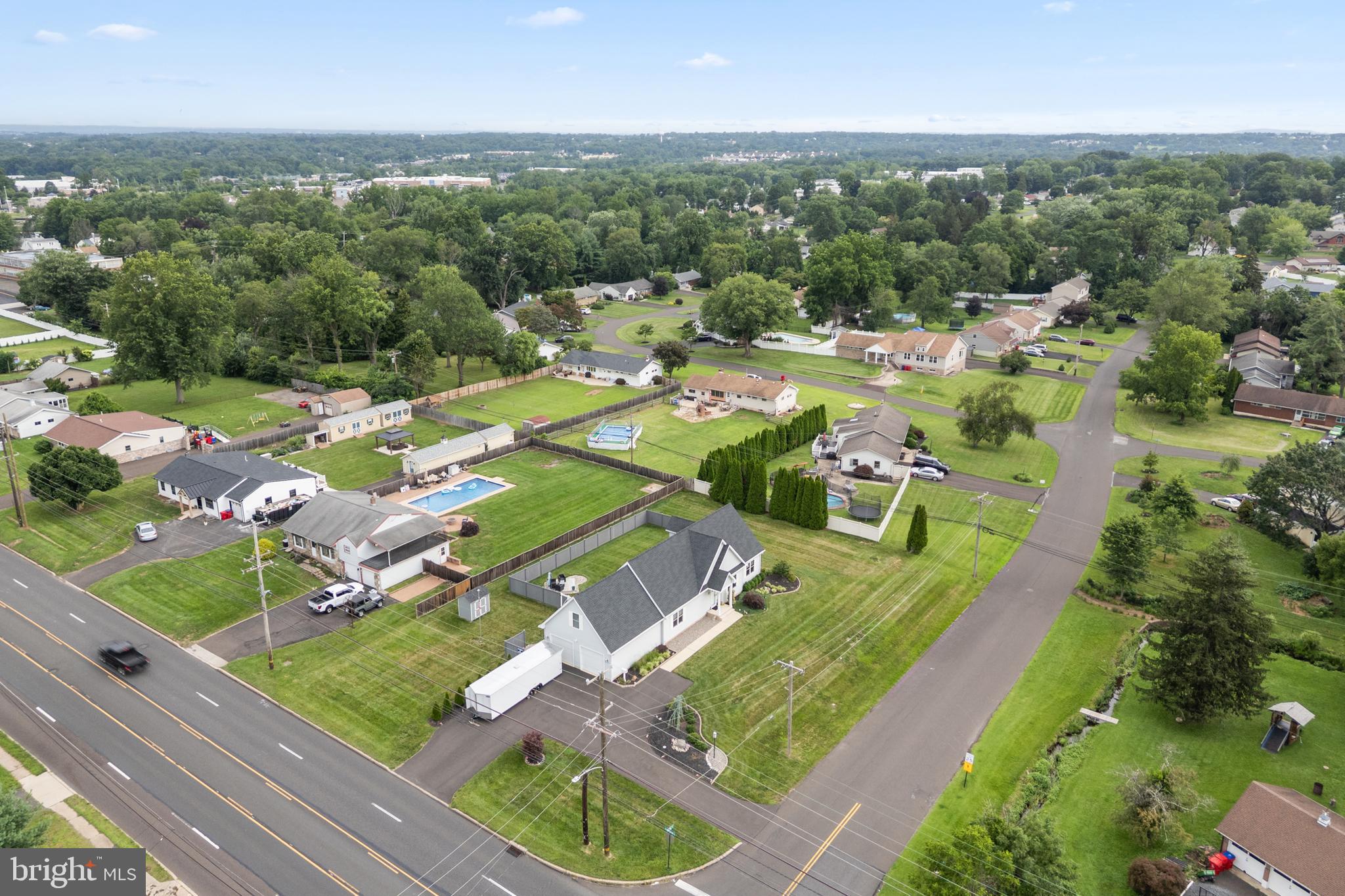 WILLOW FARMS - Residential