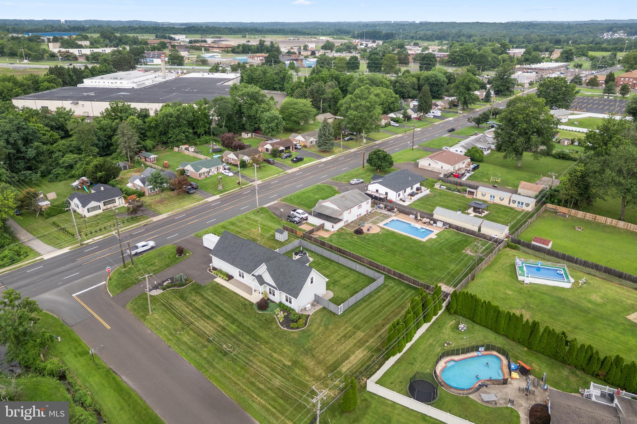 WILLOW FARMS - Residential