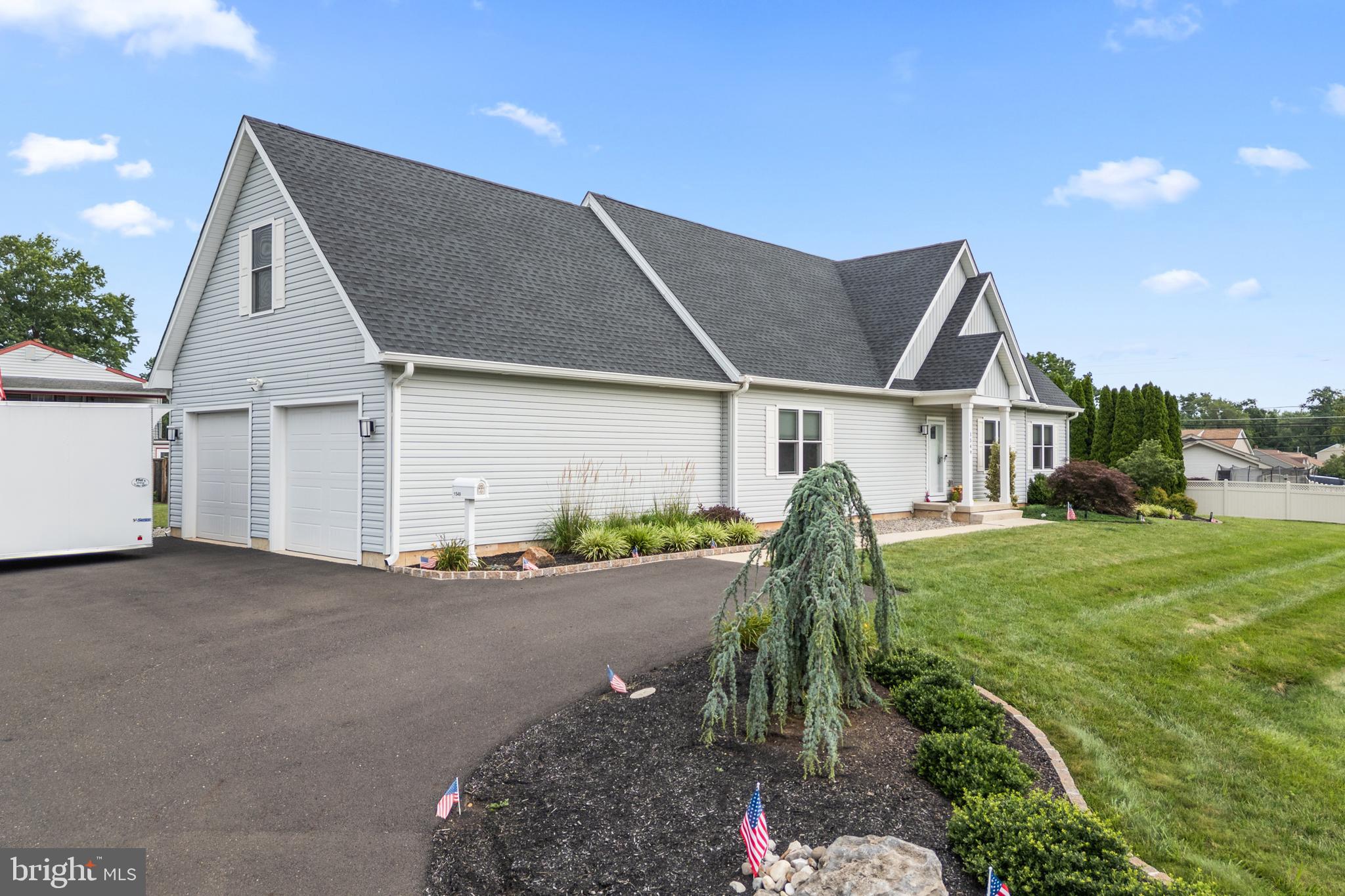 WILLOW FARMS - Residential