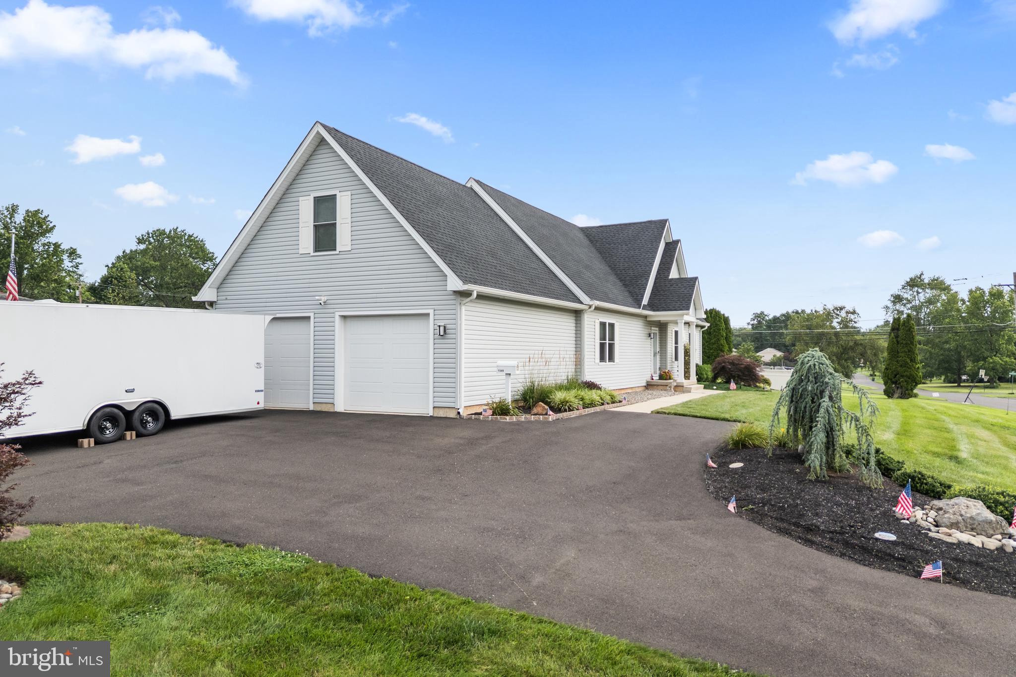 WILLOW FARMS - Residential