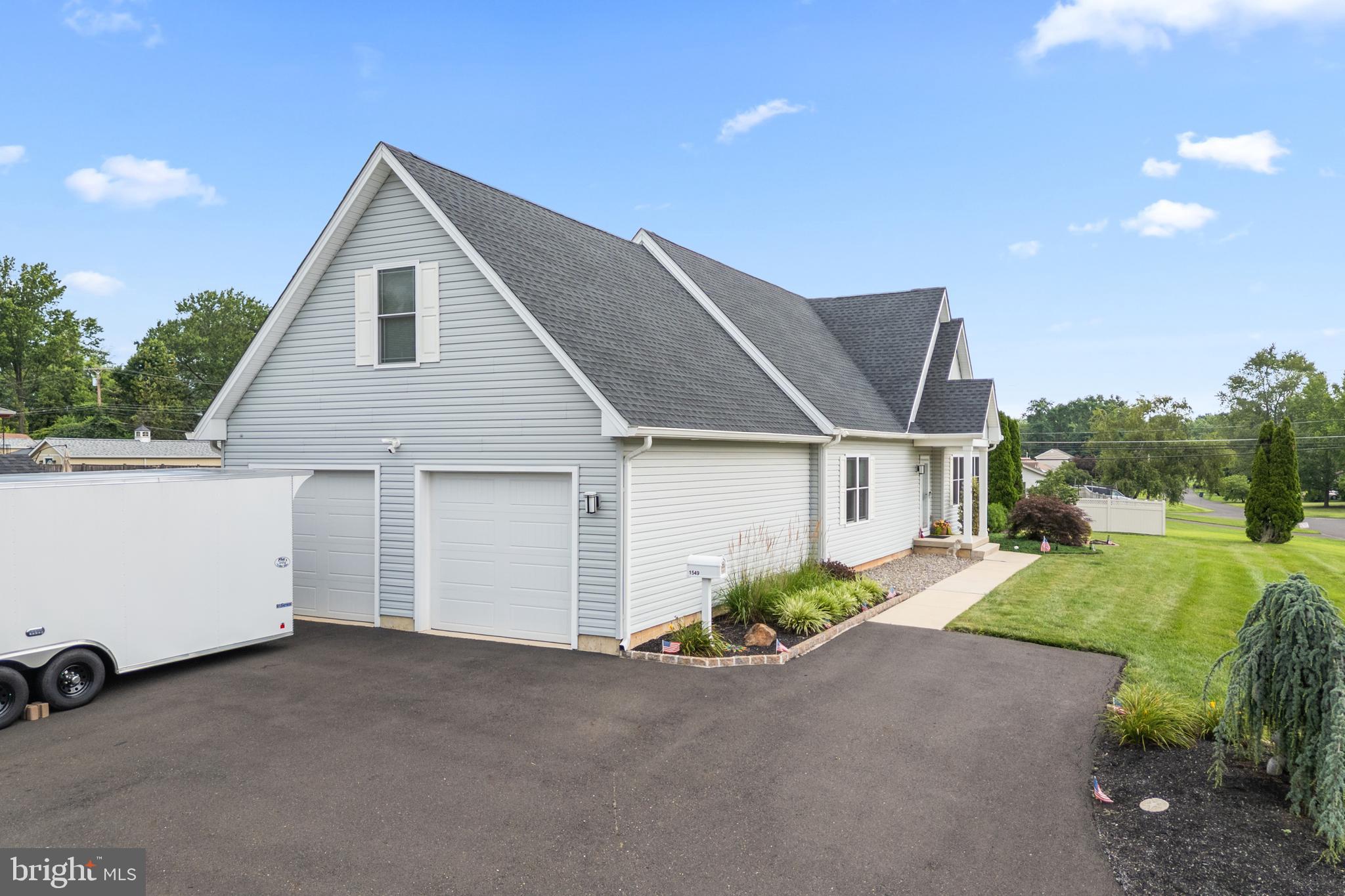 WILLOW FARMS - Residential