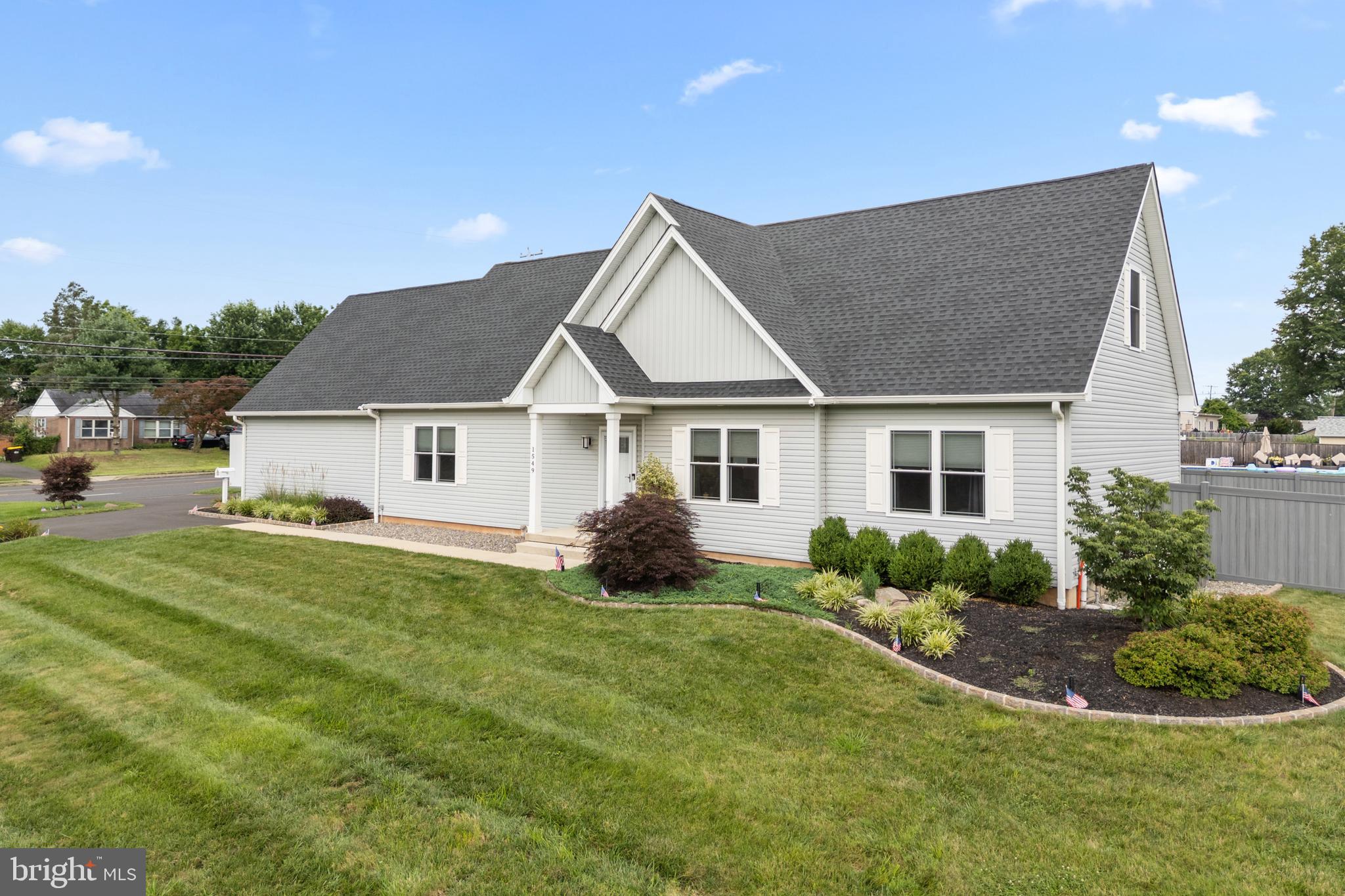 WILLOW FARMS - Residential