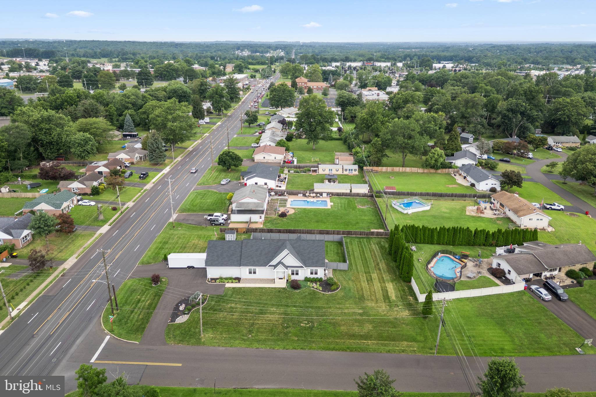 WILLOW FARMS - Residential