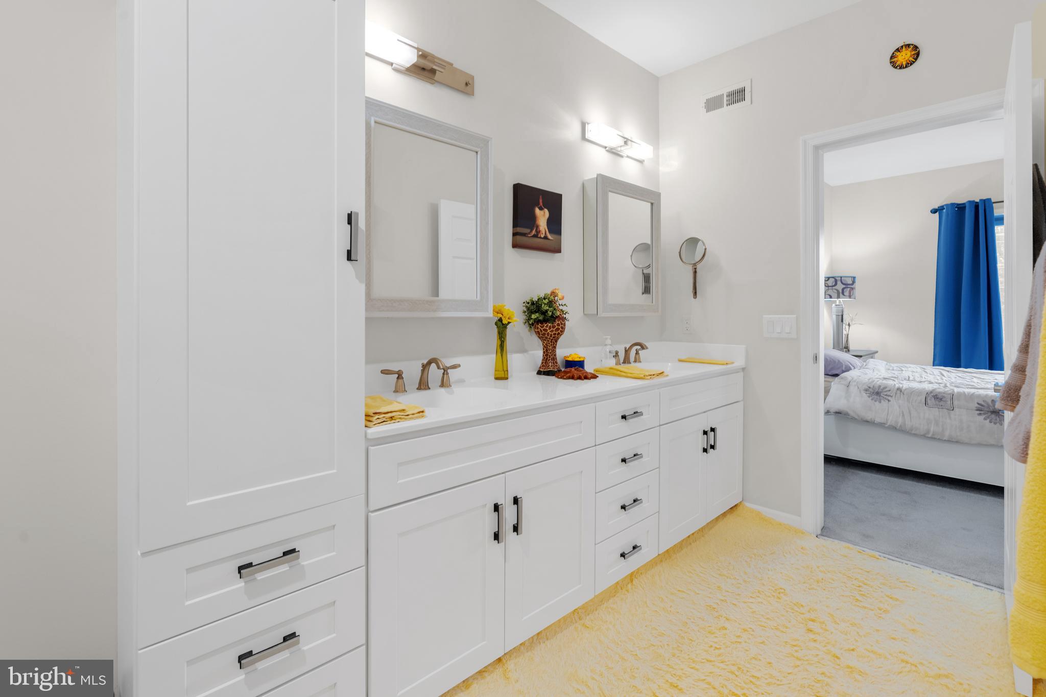 WILLOW FARMS - Residential