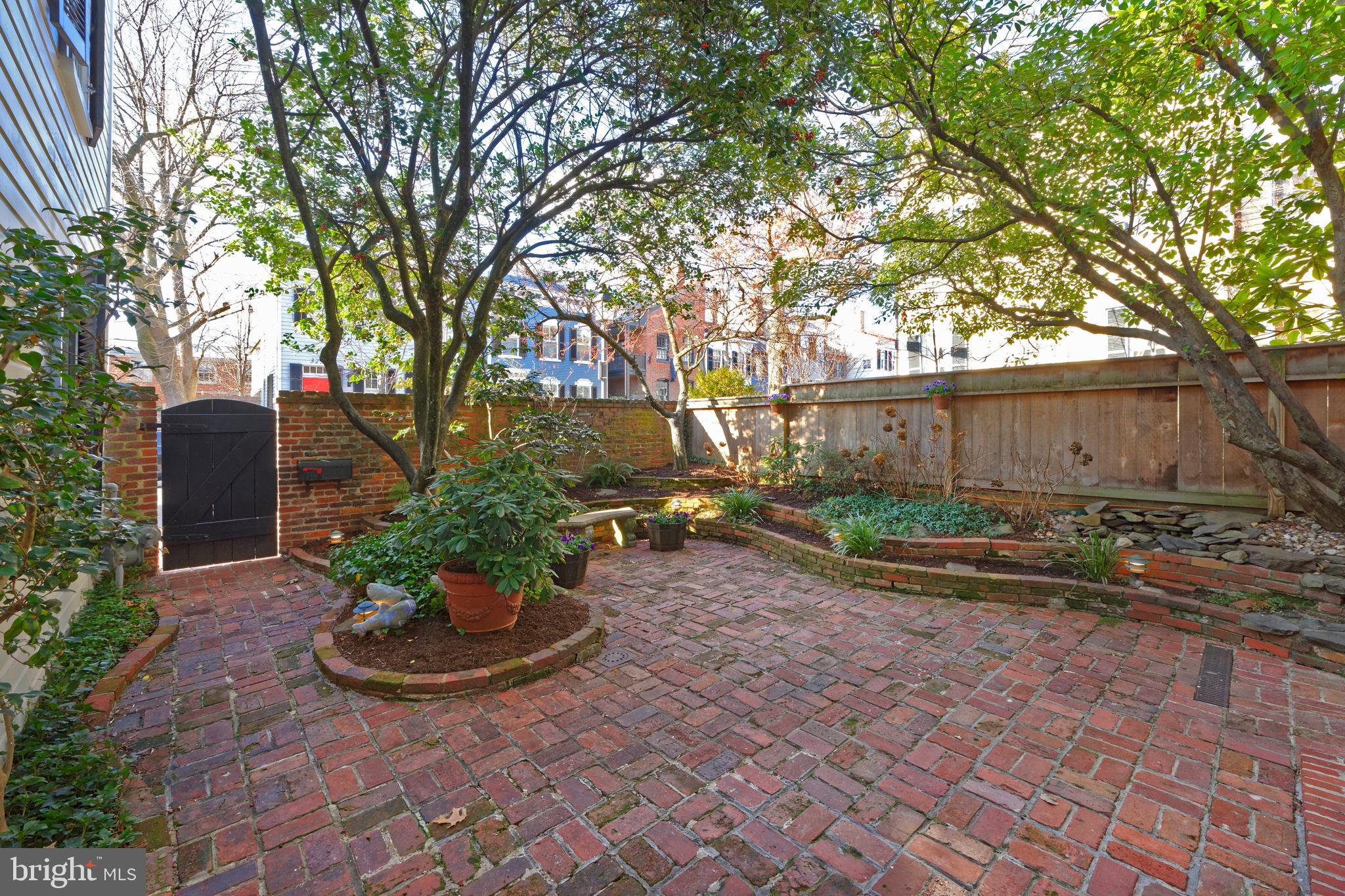 OLD TOWN - Residential