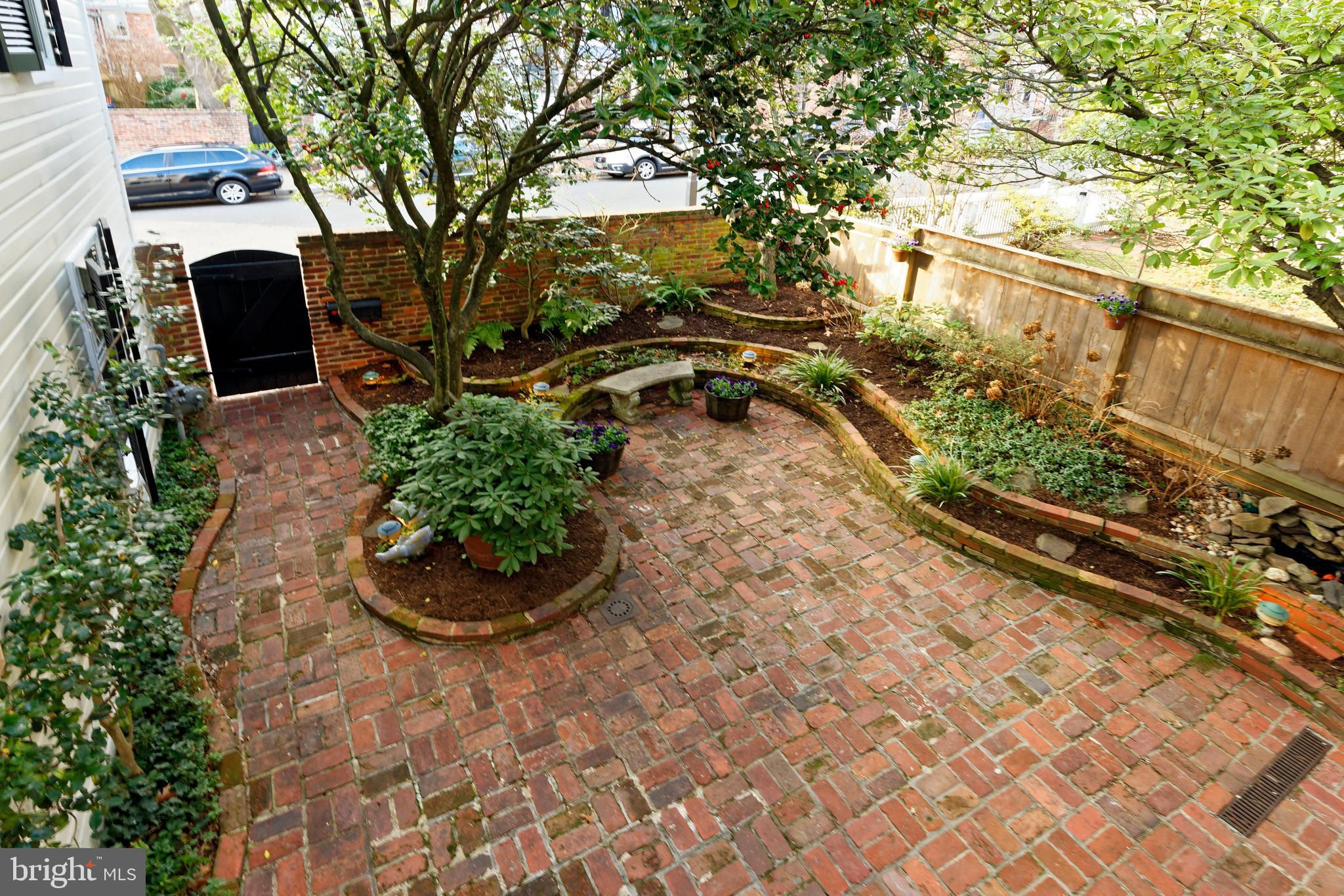 OLD TOWN - Residential