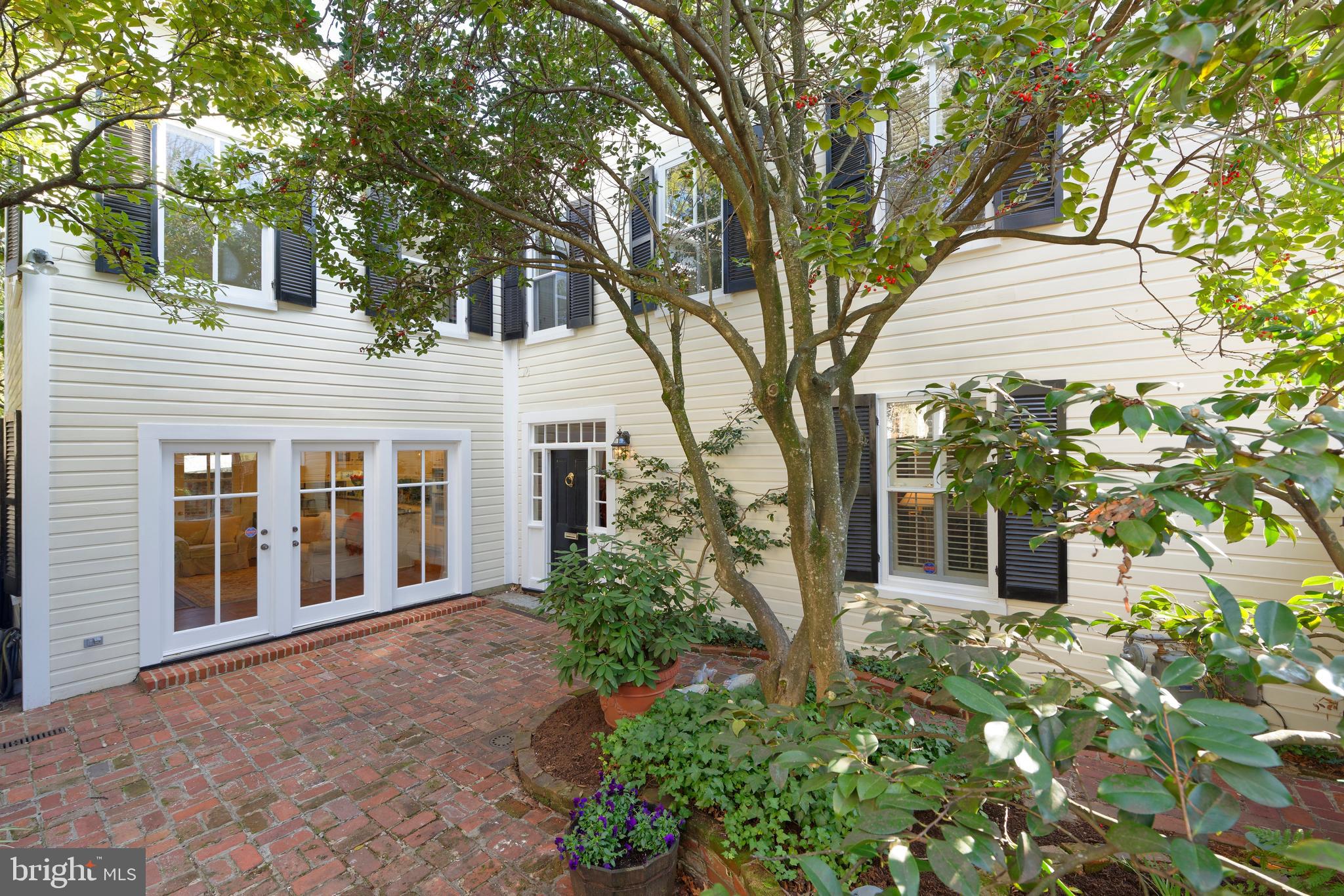 OLD TOWN - Residential