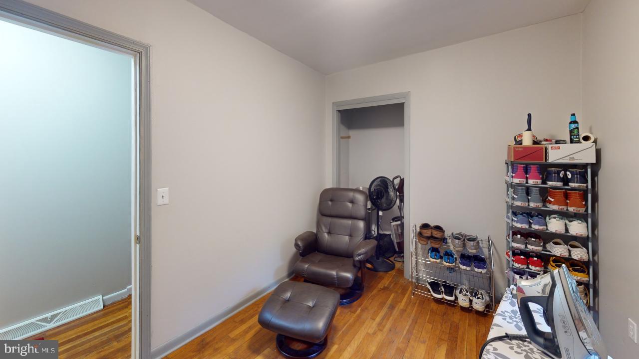 HERSHEY HOLLOW RD - Residential