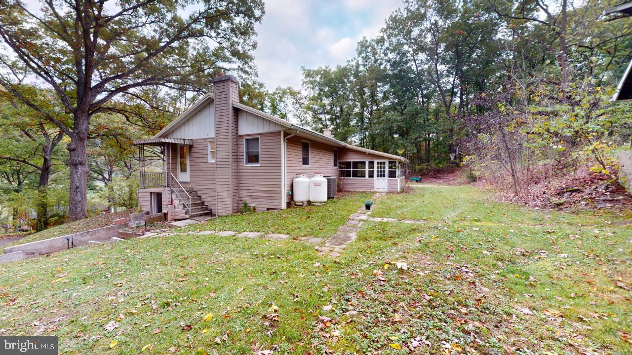 HERSHEY HOLLOW RD - Residential