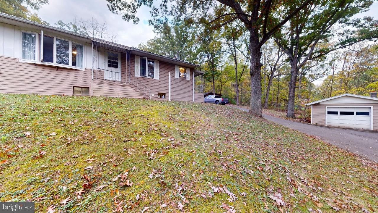 HERSHEY HOLLOW RD - Residential