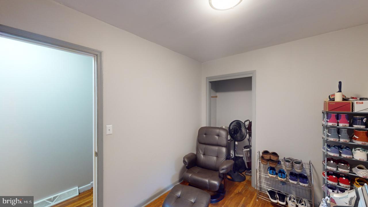 HERSHEY HOLLOW RD - Residential